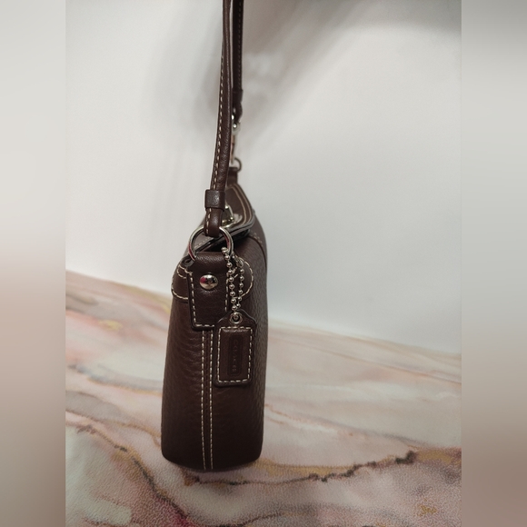 Coach F42831 Legacy Leather Turnlock Wristlet Mini Handbag Mahogany Brown - Picture 3 of 12